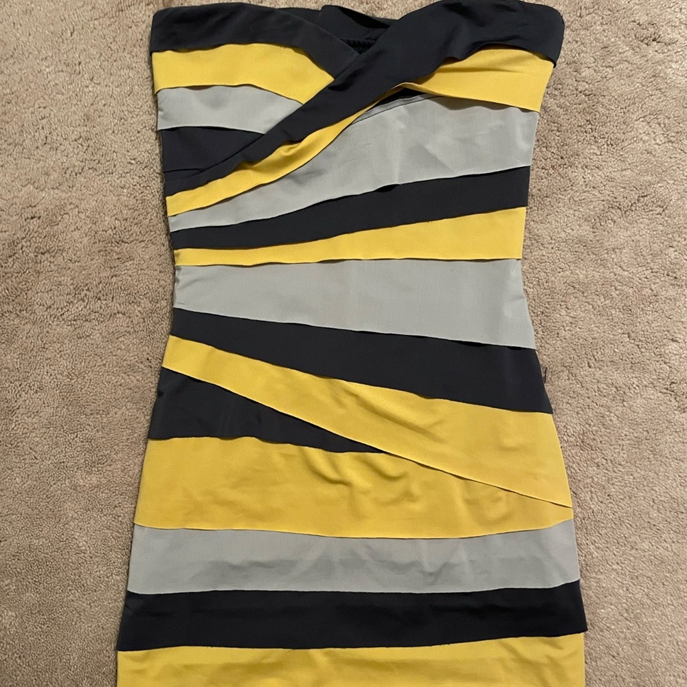 Short mini dress great for a night out